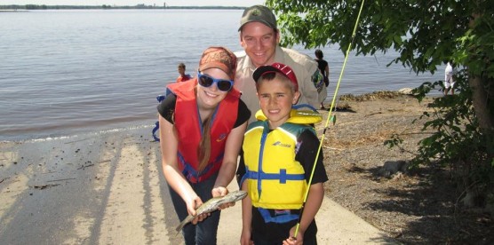 🎣 Activité Pêche en herbe 2025 – Inscrivez vos jeunes pour du plaisir au bout de la ligne!